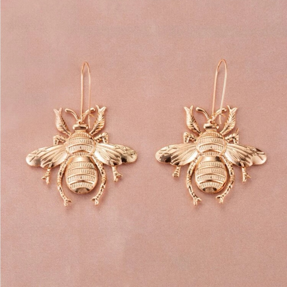 Gold Bumble Bee Dangle Earrings - Picture 4 of 7